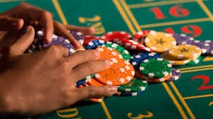 Filipino player accessing live dealer casino tables on ph365 org mobile browser